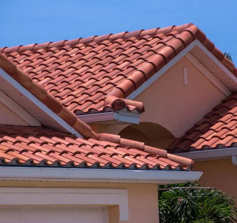 Roof inspection by Blue Mountain Roofing in Tucson